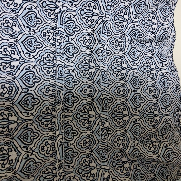 Harolds Byzantine Print Button-up Top Blue/ White 100% Cotton Size 10 - Picture 7 of 8